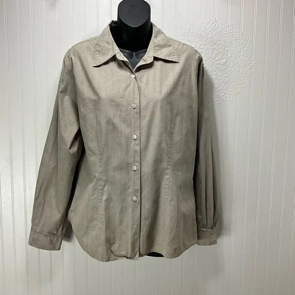 WOOLRICHโButtonโDownโShirt